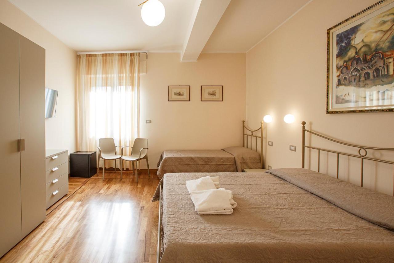 A Casa Di Leo Hotel Ascoli Piceno Luaran gambar