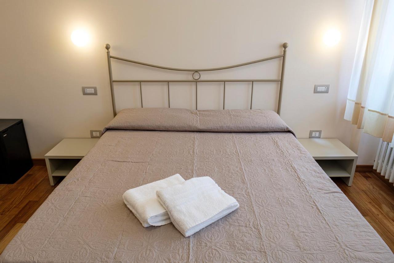 A Casa Di Leo Hotel Ascoli Piceno Luaran gambar